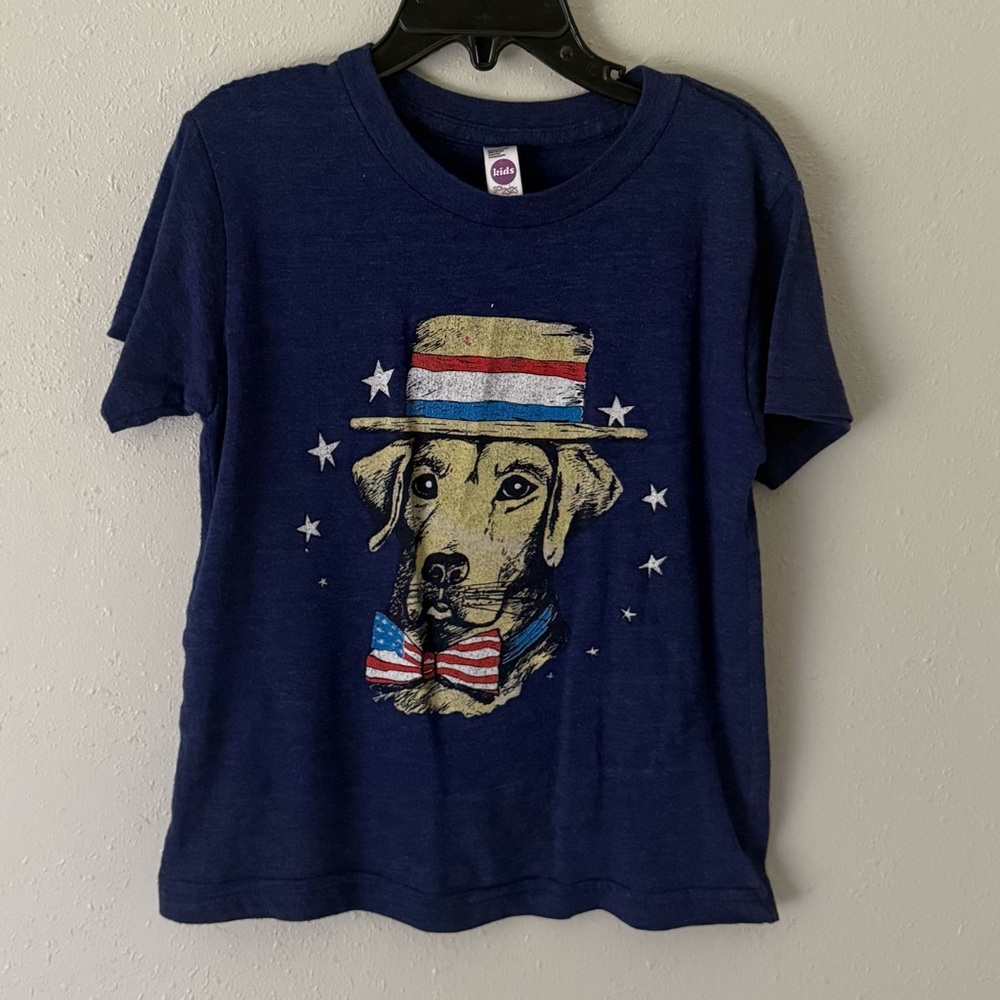 Mr. P’s Patriotic Dog Graphic T-Shirt - Blue Size 6 (Small)